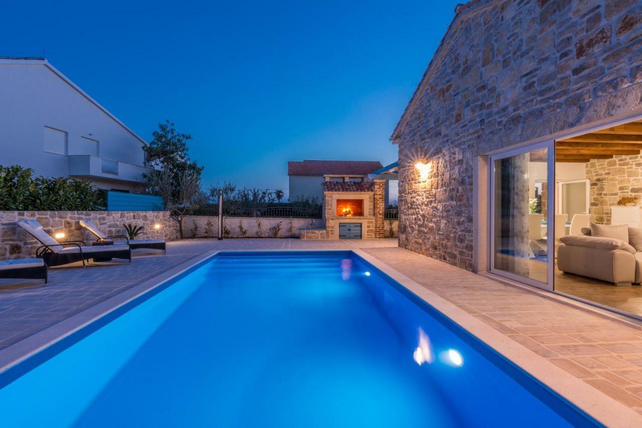Villa Delozija Sukosan Exterior photo