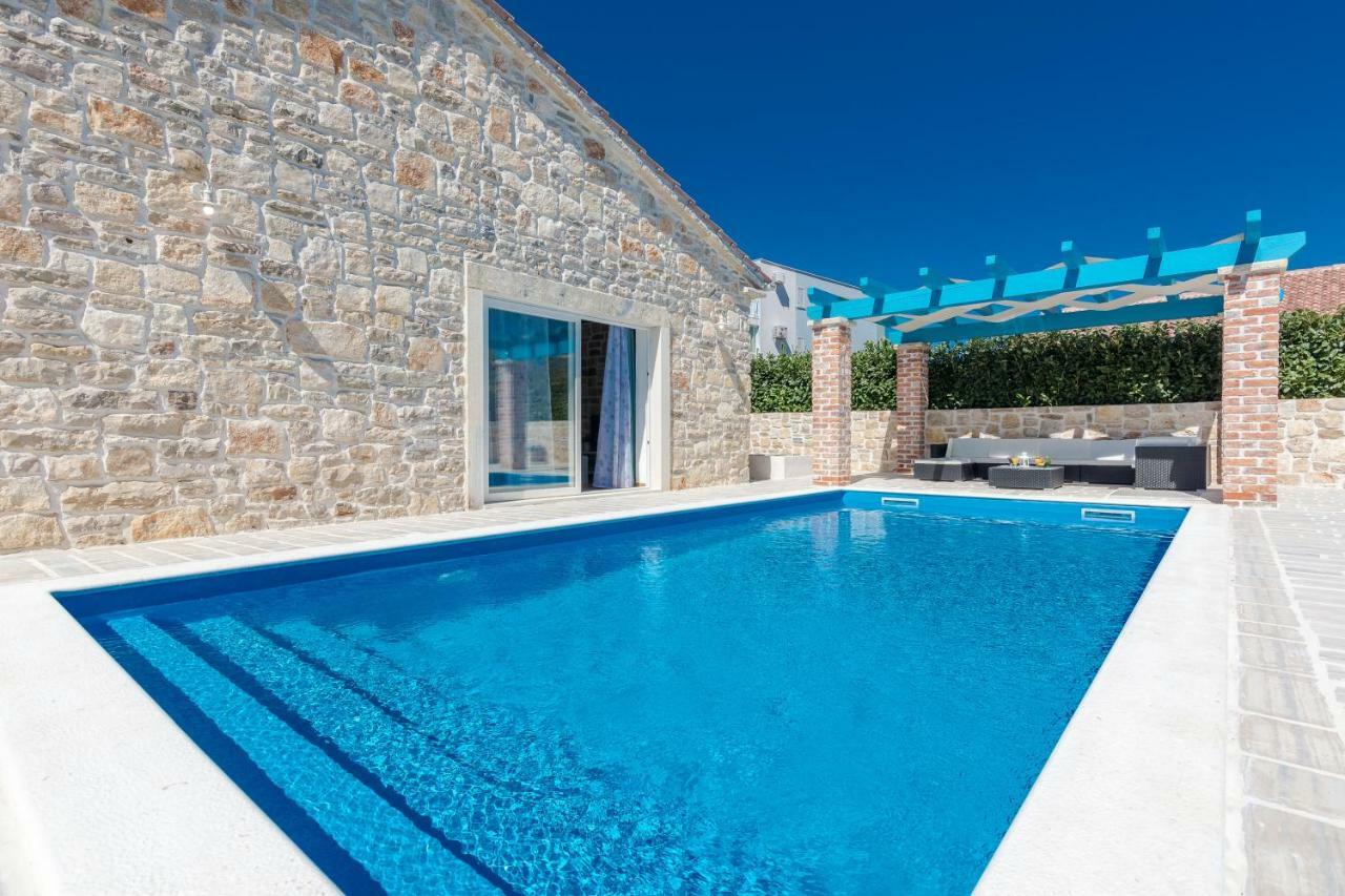 Villa Delozija Sukosan Exterior photo